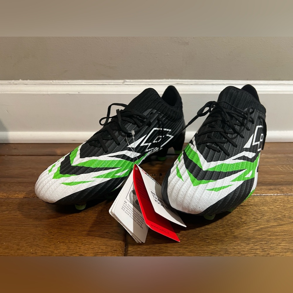 Mens soccer cleats Lotto Solista 200 VI FG Size 7